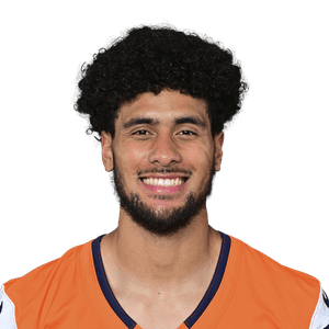 Devaughn Vele headshot